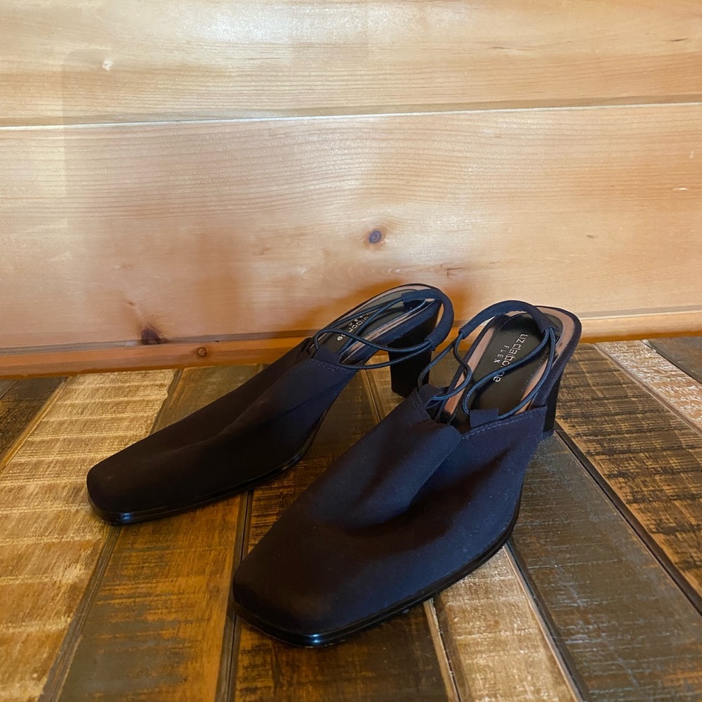 Liz Claiborne vintage black heels